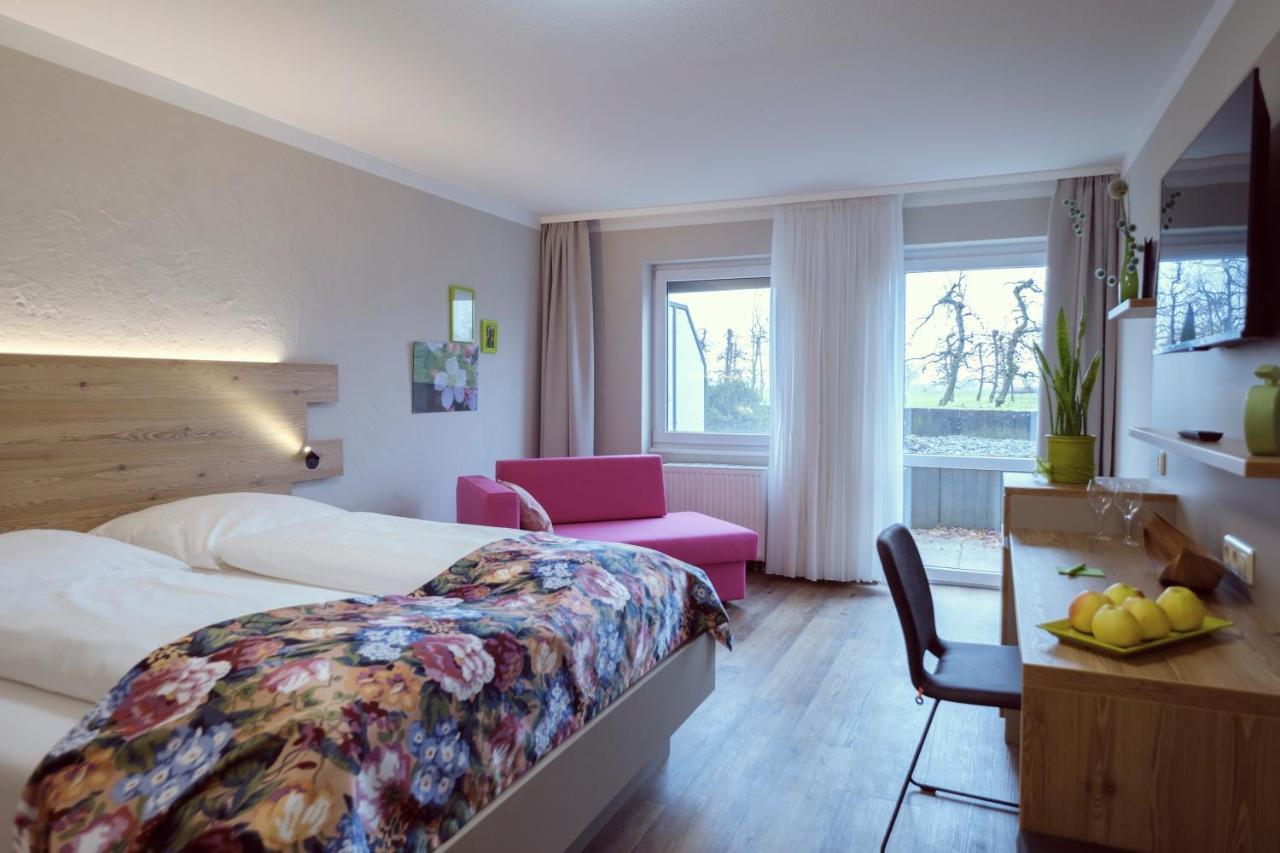 Apfelbluete Bed & Breakfast 8 Km Vom Bodensee Salem  Bagian luar foto